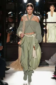 FG CHIC : L’Eveil Solaire : La Femme Balmain Printemps-Ete 2026 