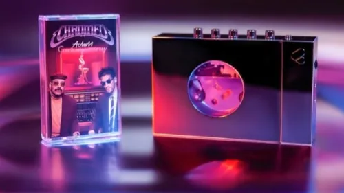 Chromeo lance son lecteur cassettes !