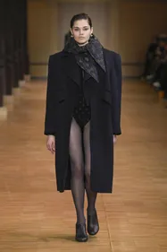 FG CHIC : Véronique Leroy, le regard atypique de la mode    