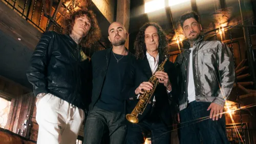 Cheat Codes, Izzy Bizu, Kenny G: sacrée équipe pour More Than...