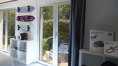 Quand Renault customise une chambre d’hôtel du Jo&Joe Hossegor...