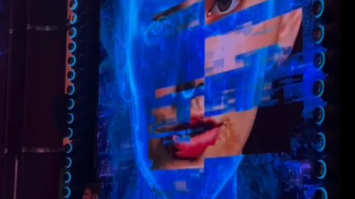 FG CHIC : Le Futur Est Servi, Immersion Galactique chez WooHoo 