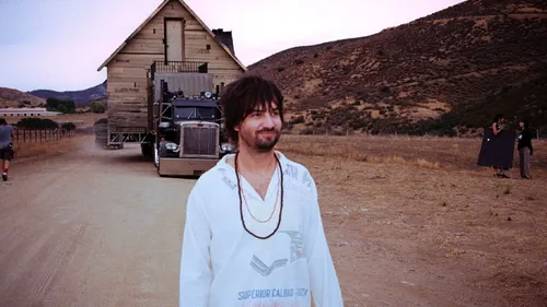 Tame Impala avec l'immense star de K-Pop Jennie pour le remix de...