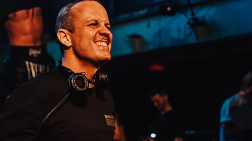 David Penn dévoile un superbe remix des années 2000