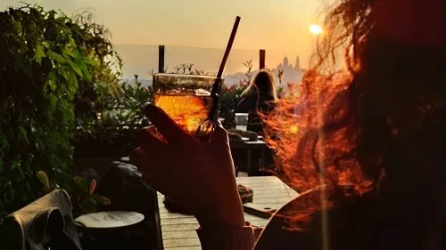 Les rooftops, lieux incontournables pour un été réussi 