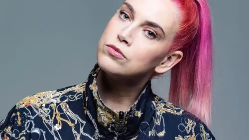 "Colourblind", le nouveau son tech house de Jess Bays 