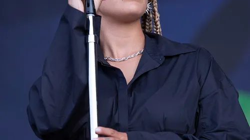 FG CHIC : Jorja Smith, l’élégance de la sincérité 