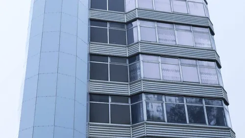 ANGLIA SQUARE par Louis La Roche