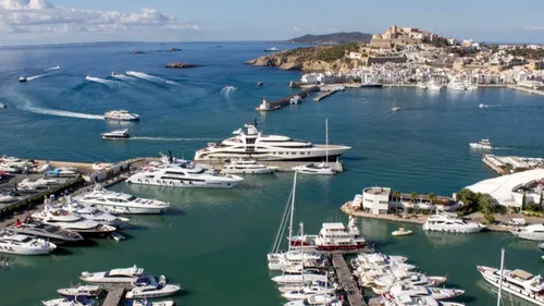 FG CHIC IBIZA : La Marina d’Ibiza 