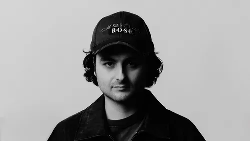 Music story du jour : Notre Dame & Alex Wann