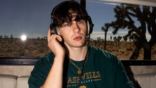 Petit Biscuit invité d'Antoine Baduel ce soir !