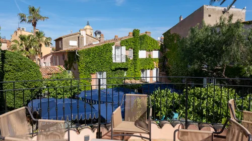 FG CHIC : Hôtel Yaca Saint-Tropez