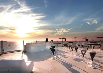 FG CHIC IBIZA : Le rooftop Up Ibiza Sky Society 