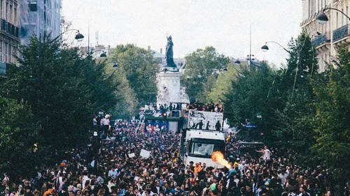 Emission spéciale TechnoParade ce soir !