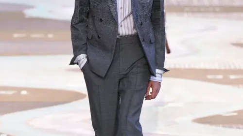 FG CHIC :  L'Heure Suspendue ou l’Odyssée Nocturne chez Louis Vuitton 