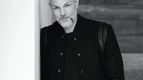 Yann Pissenem, le boss de UNVRS, Ushuaïa et HÏ Ibiza sera l'invité...