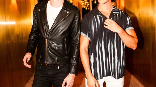 Release FG : Les Ofenbach dévoilent leur nouveau single "4U"