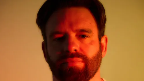 Alan Dixon revisite l'hymne club Infinity 