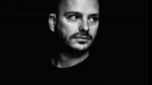 Art Of Tones, le remix groovy de "Because Of You" 