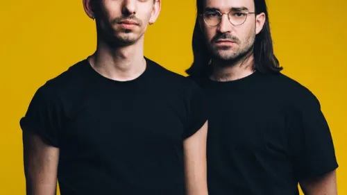 Le duo rennais ATOEM dévoile leur magnifique premier single...
