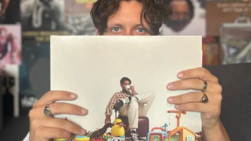 La sensation Barry Can't Swim a enfin dévoilé son premier album 