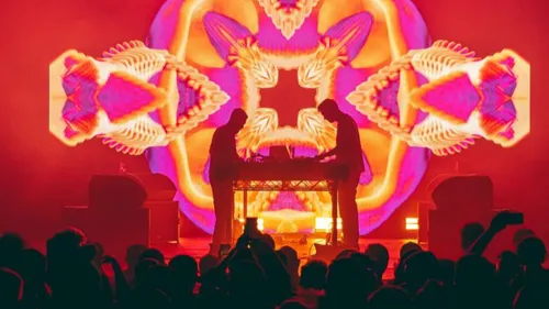 Nouveau titre et nouveau label pour Bicep