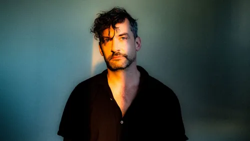 Maxximum : Bonobo est de retour avec ‘Rosewwod’