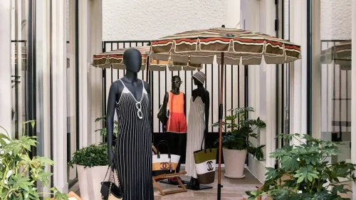 FG CHIC : Chanel électrise Biarritz, le premier défilé Croisière de...