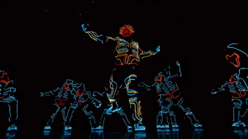 Light in The Dark, le show lumineux à ne pas manquer