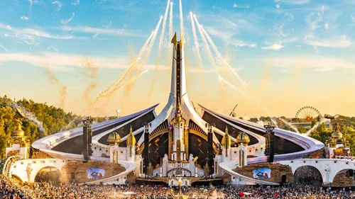 Tomorrowland sort son documentaire "We Are Tomorrow"