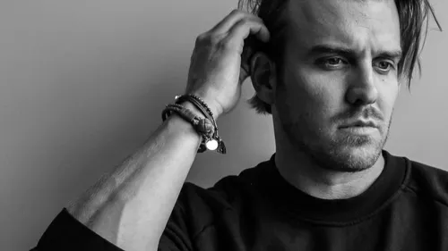 Release FG - Feder revient avec "Strangers" 