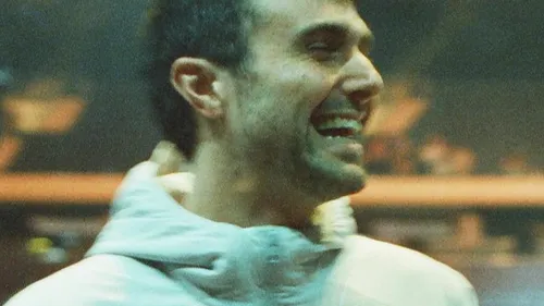 Fred Again vient de dévoiler USB, un nouvel album infini