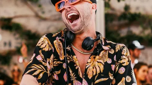 Yeah The Girls, le nouveau single de Fisher