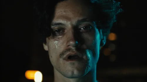 Innellea annonce son premier album en dévoilant le très beau "Silence"