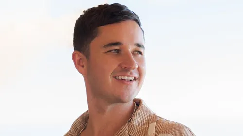 John Summit sort “Fade Out”