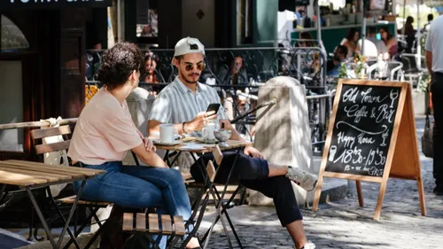 "JveuxDuSoleil", la carte qui répertorie les terrasses au soleil 