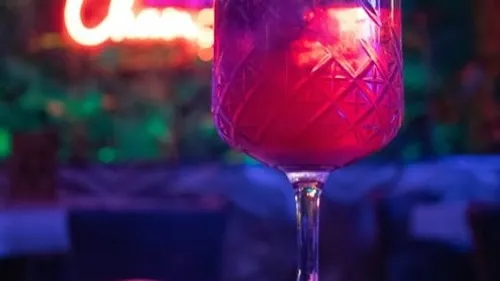 Comment sont sonorisés les lieux branchés  ?