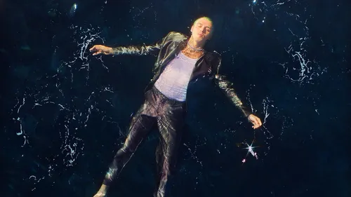 Lauv enchaîne avec 'All 4 Nothing'