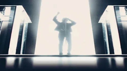 Madeon joue ce soir à Los Angeles et demande aux gens de venir...