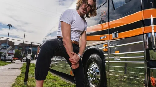 Marc Rebillet, le génie fou se raconte dans un documentaire