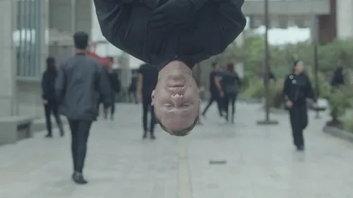 Mike Posner de retour et il n’est pas encore mort ! C’est lui qui...