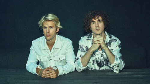 Ofenbach dévoile un nouveau single avant leur show au Zénith de Paris 