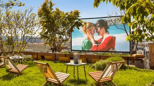 Des séances de cinéma en plein air sur un rooftop parisien 