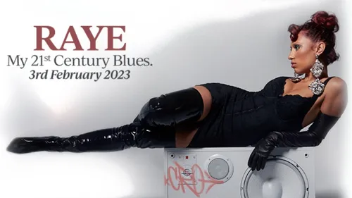 Enfin le premier album de Raye ! 