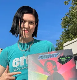 Mid Air, l'hymne à la dance cuture par Romy 