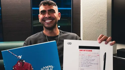 Sammy Virji, révélation britannique