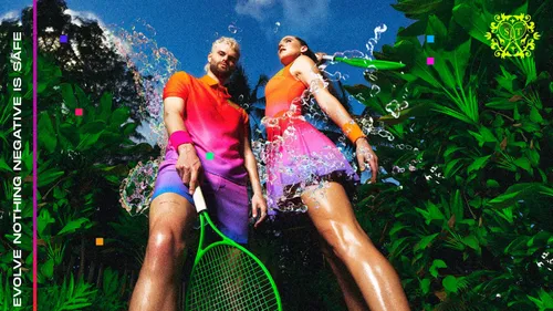 Sofi Tukker sort son nouvel album WET Tennis