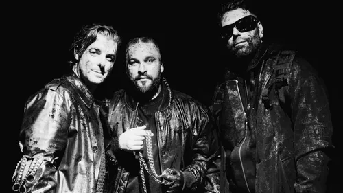 Ca devait arriver : Ikea collabore avec la Swedish House Mafia !