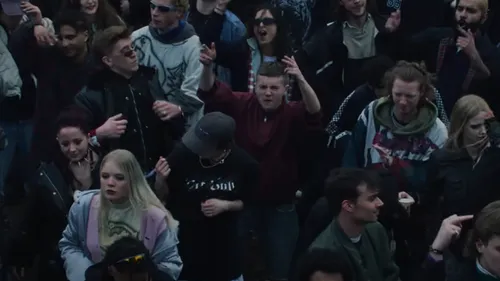 The Blaze mêle poésie et rave party dans leur nouveau clip