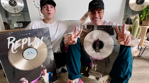 Les Trinix dévoilent leur mashup 2022 et c’est très efficace ! (vidéo)